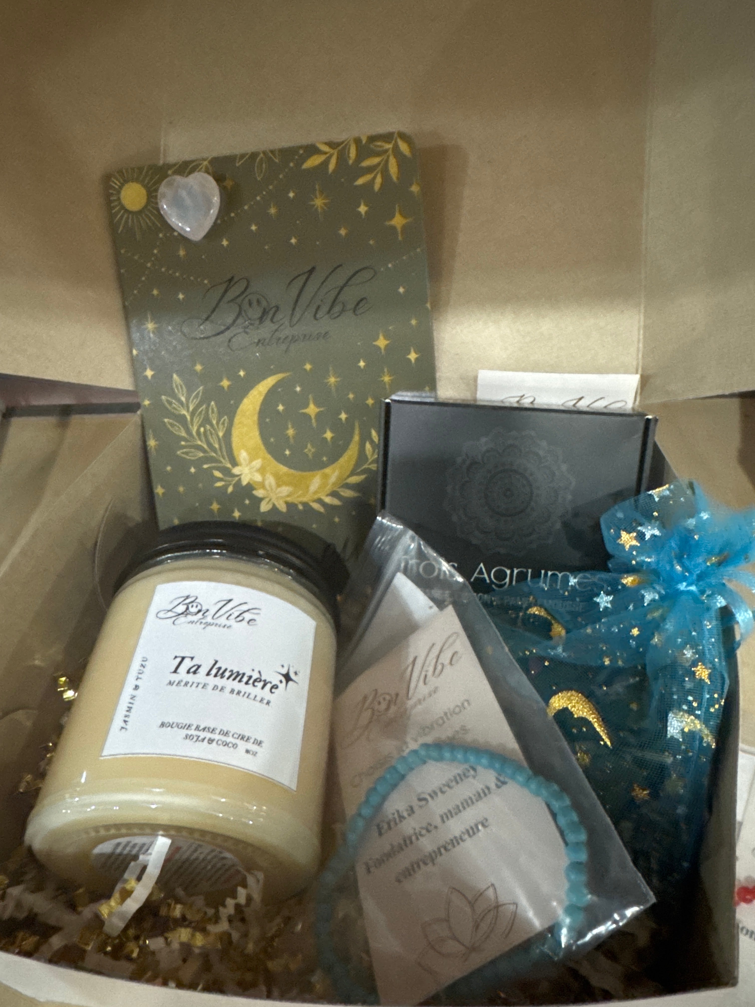 Petit coffret avec bougie